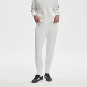 Valley Slim Cuff 25” White Pant, new with tags